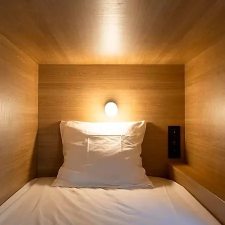 Centre Hotel 4*